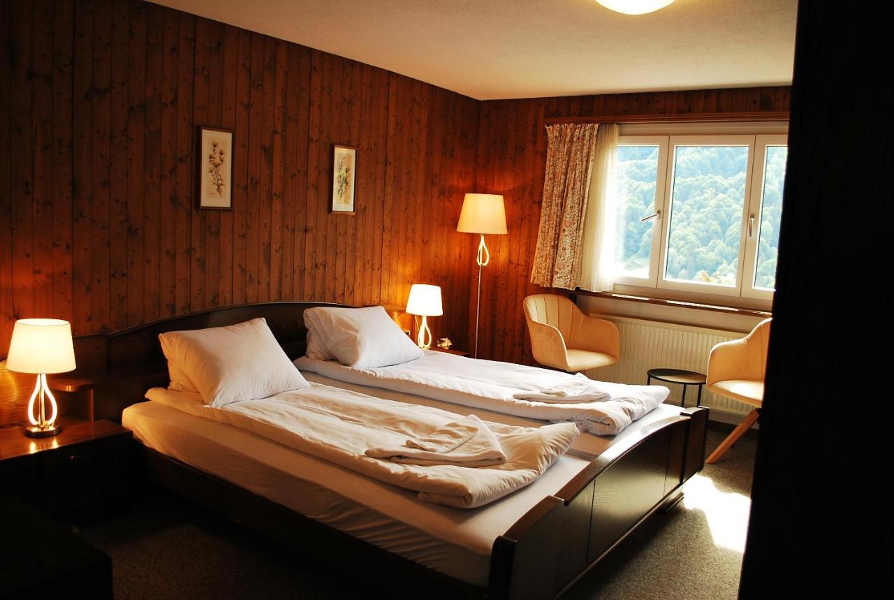 Rooms With Private Bathrooms Saas im Prattigau エクステリア 写真